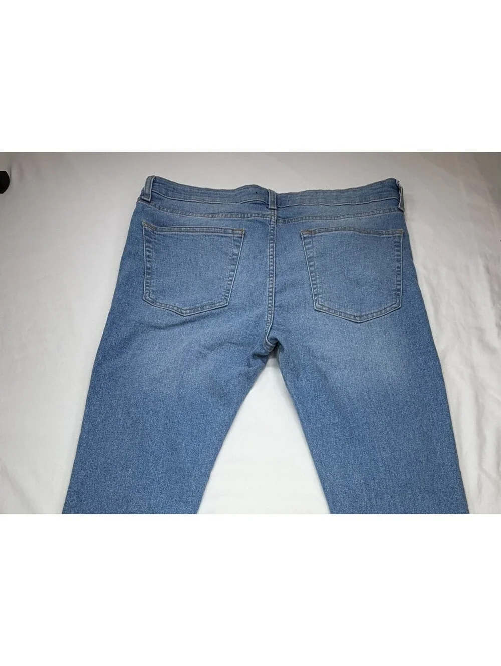 Forever 21 Mens Jeans Straight Leg Wash Size 36 Blue